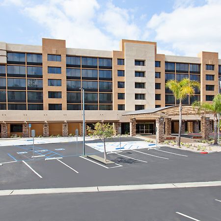 Holiday Inn Diamond Bar - Pomona By Ihg Bagian luar foto